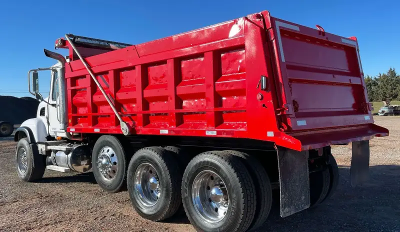 2005 Mack Granite CV713 photo 7