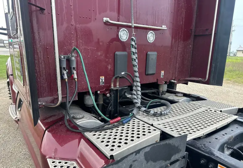 2021 Kenworth T680 photo 13