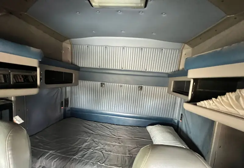 2012 Kenworth T660 photo 42
