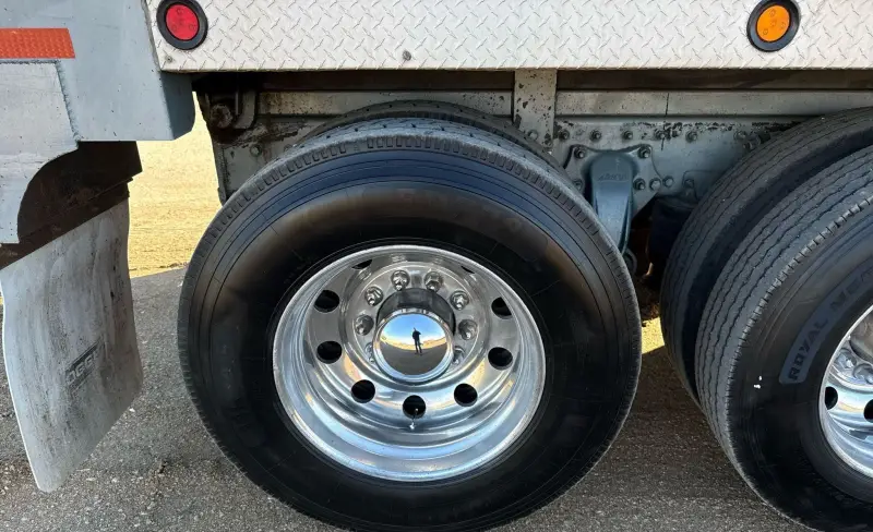 2013 Freightliner Coronado photo 75