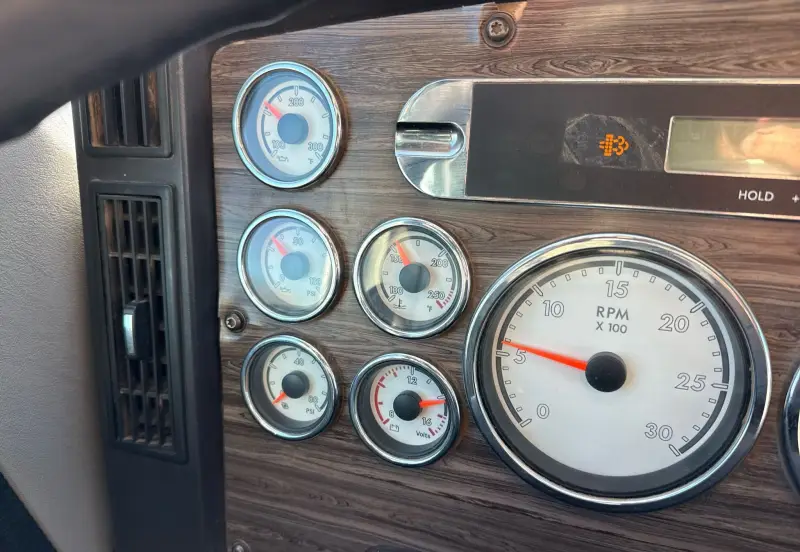 2013 Freightliner Coronado photo 41