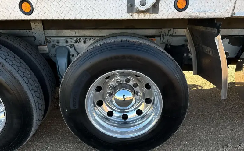 2013 Freightliner Coronado photo 73