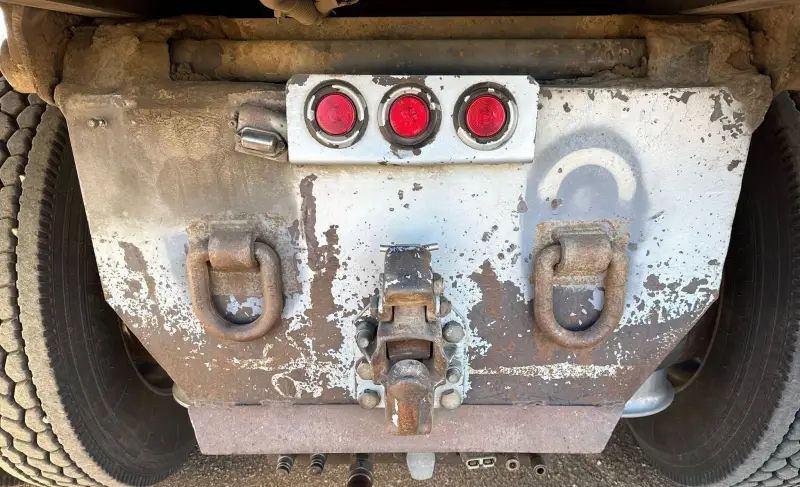 2013 Freightliner Coronado photo 19