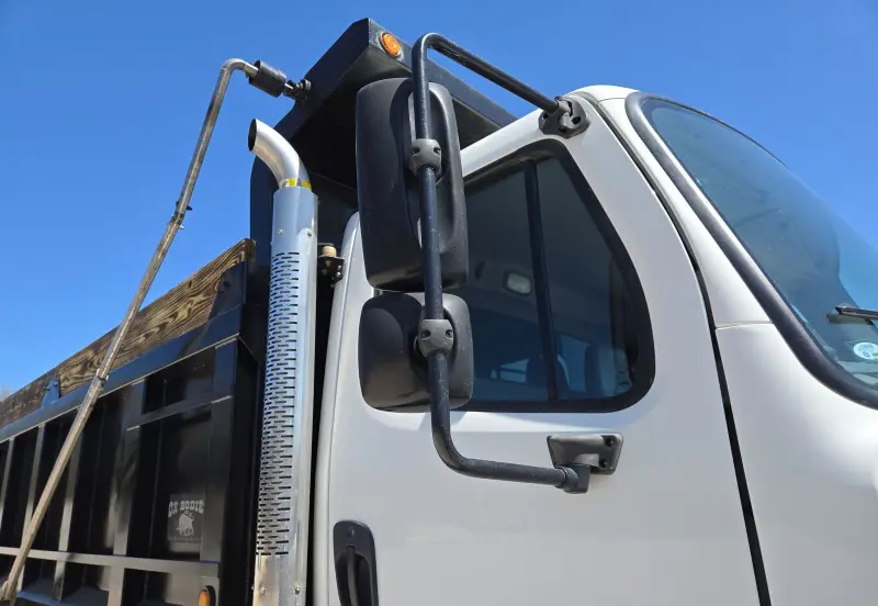 2006 Freightliner Business Class M2 photo 87