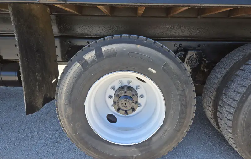 2006 Freightliner Business Class M2 photo 176