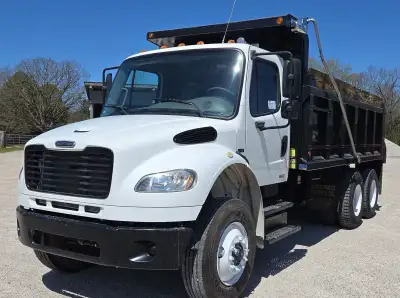 2006 Freightliner Business Class M2