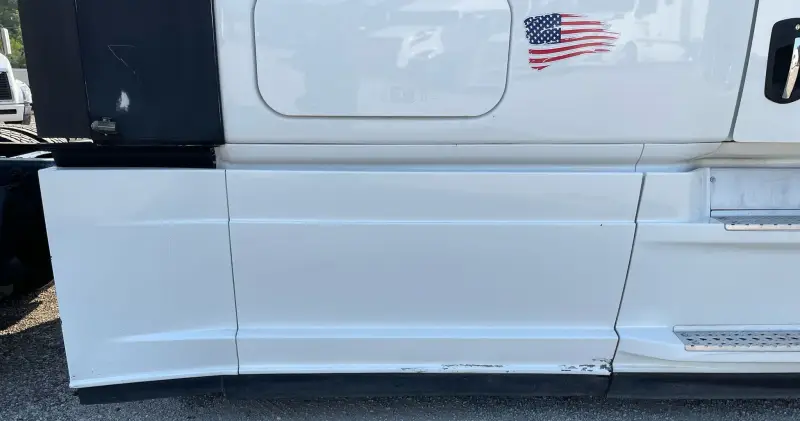 2019 Freightliner Cascadia 126 photo 10