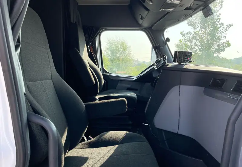 2019 Freightliner Cascadia 126 photo 66