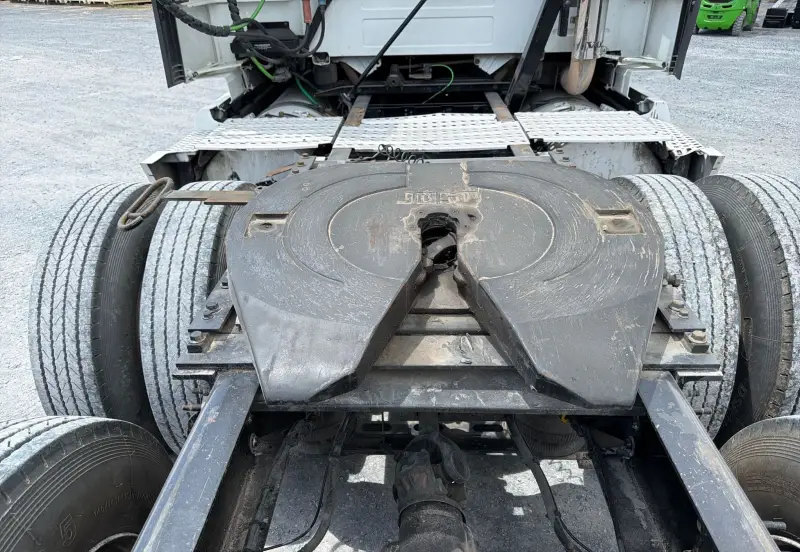 2020 Volvo VNL photo 19