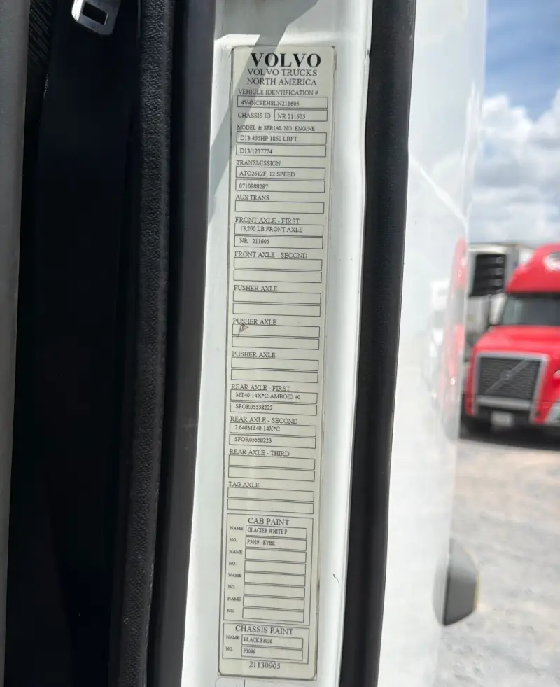 2020 Volvo VNL photo 92