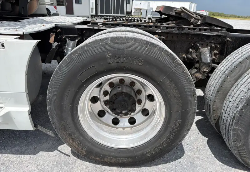 2020 Volvo VNL photo 88