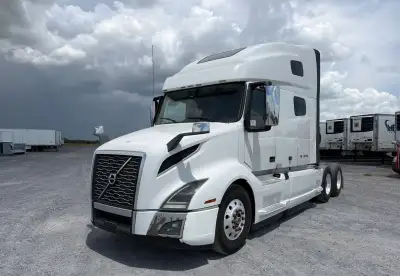 2020 Volvo VNL