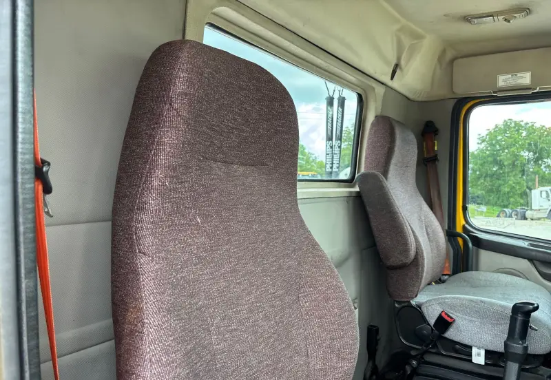 2016 Volvo VNL photo 52