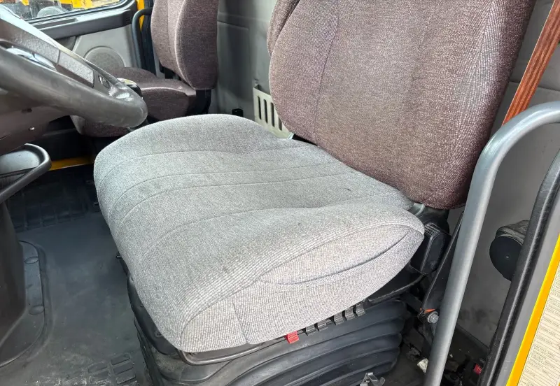 2016 Volvo VNL photo 30