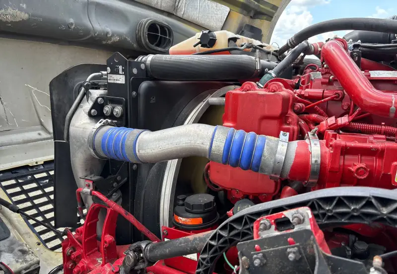 2016 Volvo VNL photo 56