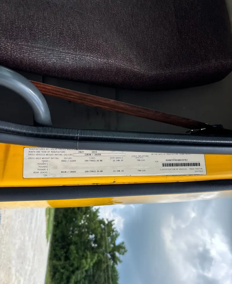 2016 Volvo VNL photo 95