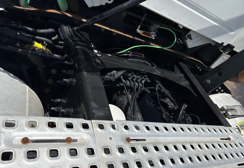 2018 Volvo Truck VNL photo 12