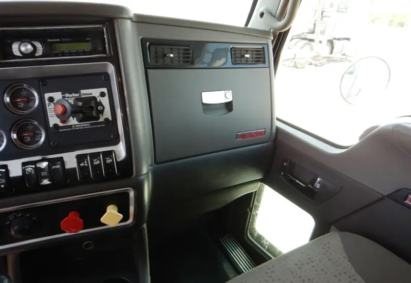 2012 Kenworth T800 photo 41