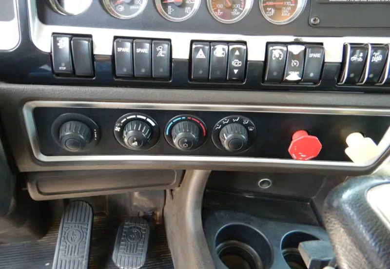 2012 Kenworth T800 photo 37