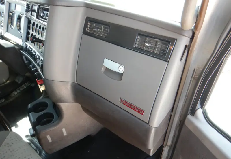 2012 Kenworth T800 photo 55