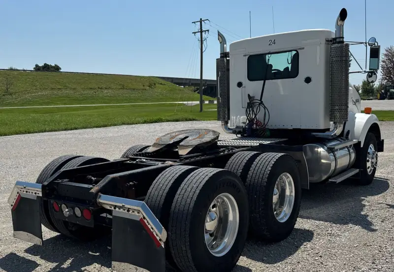 2007 Kenworth T800 photo 5