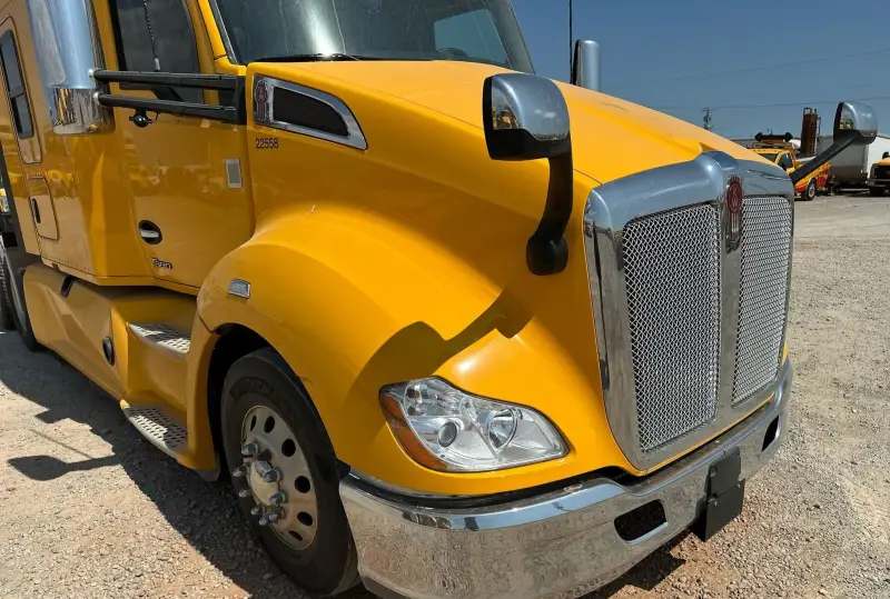 2022 Kenworth T680 photo 16