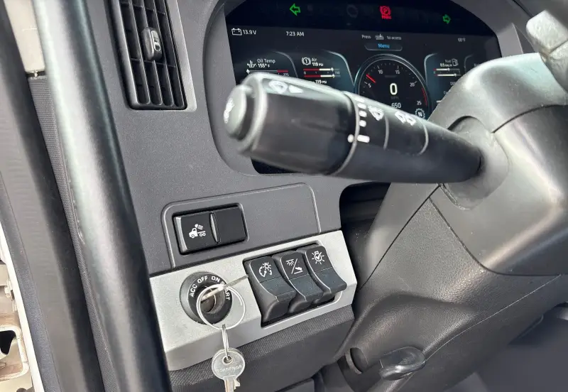 2022 Kenworth T680 photo 47