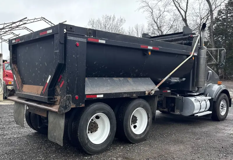 2006 Kenworth T800 photo 5