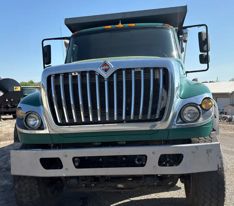 2016 International 7600 photo 2