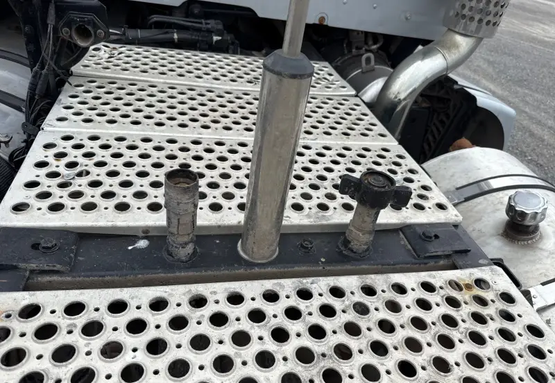 2016 Kenworth T680 photo 16