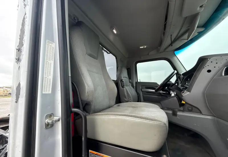 2016 Kenworth T680 photo 51