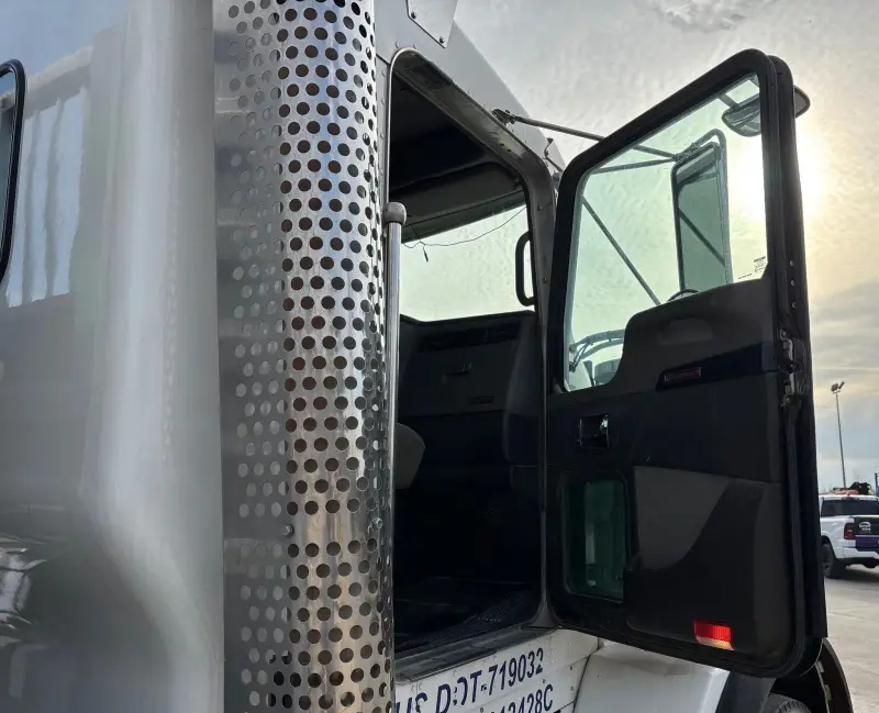 2013 Kenworth T800 photo 56