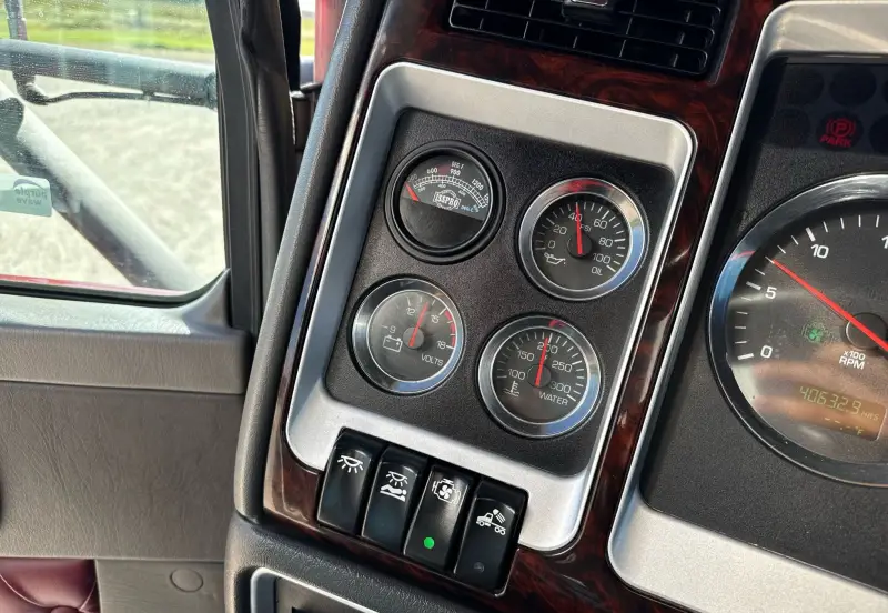 2016 Kenworth T660 photo 22