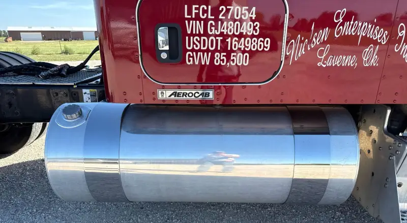 2016 Kenworth T660 photo 10