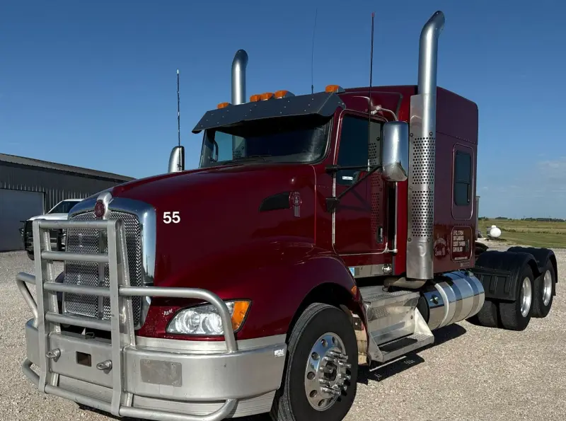 2016 Kenworth T660 photo 1