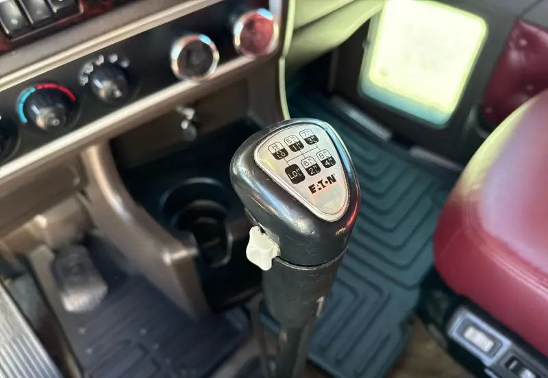 2016 Kenworth T660 photo 33