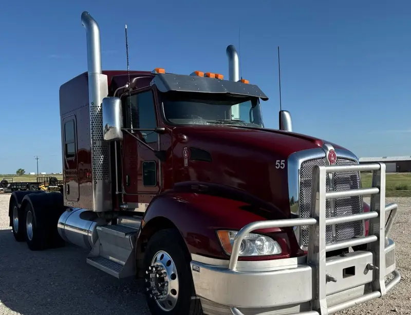 2016 Kenworth T660 photo 3