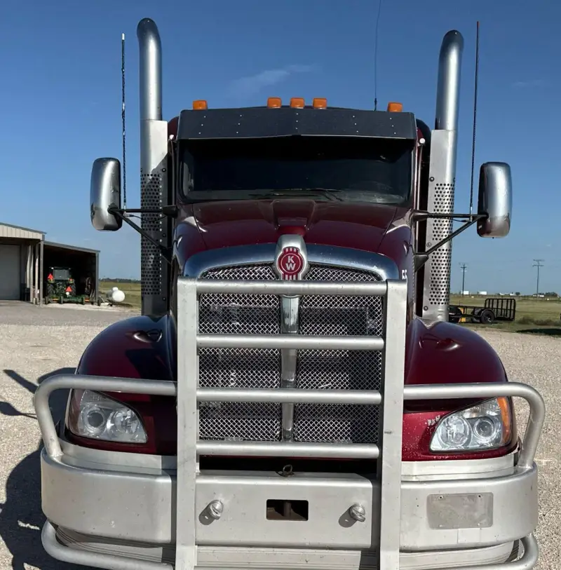 2016 Kenworth T660 photo 2