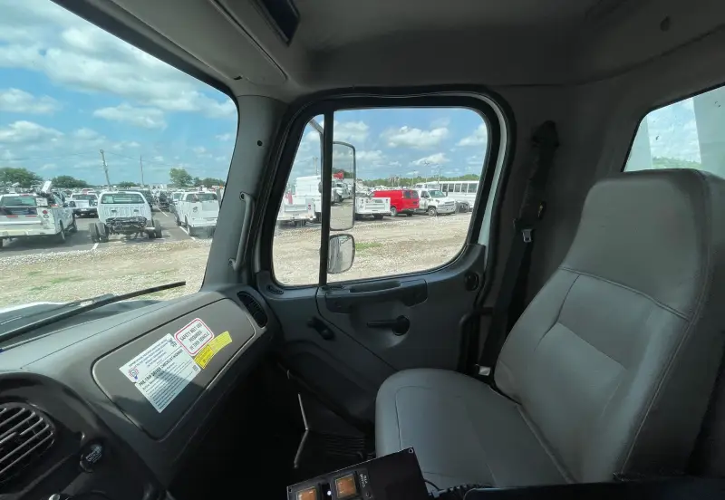 2012 Freightliner 114SD photo 48