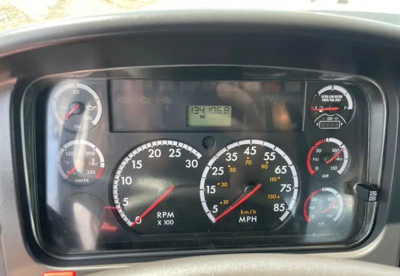 2012 Freightliner 114SD photo 54