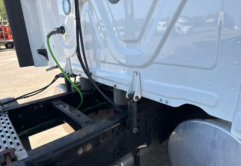 2019 Freightliner Cascadia photo 19
