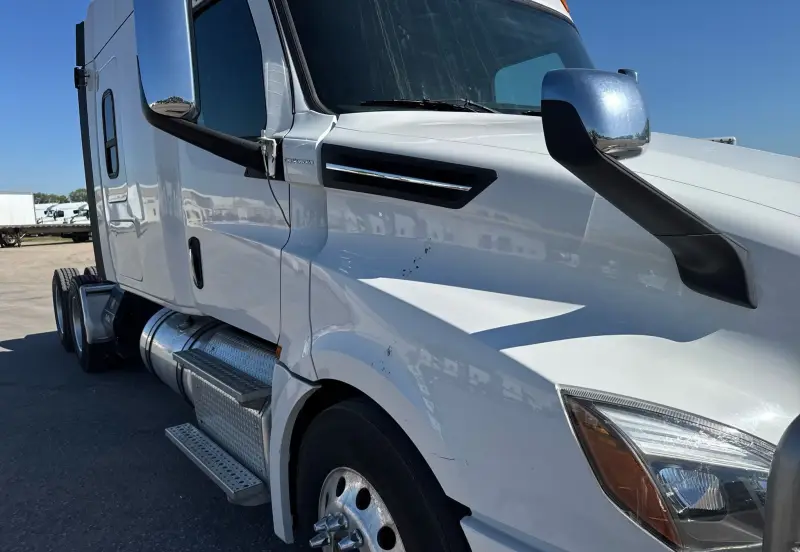 2019 Freightliner Cascadia photo 15