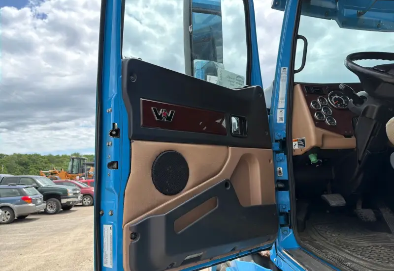 2019 Western Star 5700XE photo 22
