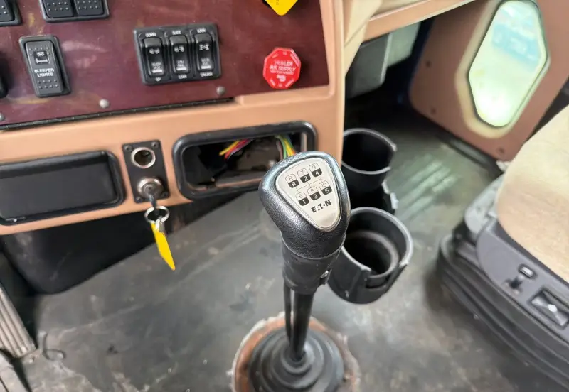 2019 Western Star 5700XE photo 28