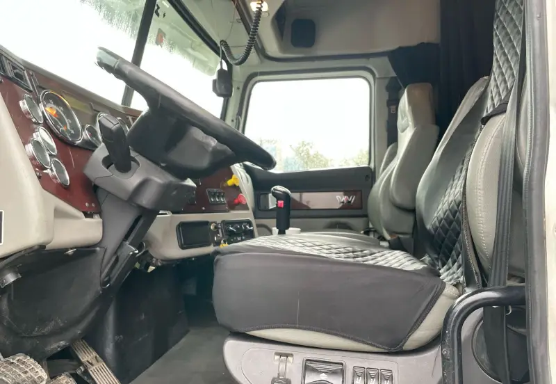 2016 Western Star 5700XE photo 15