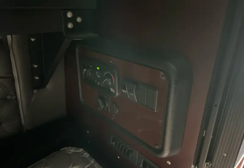 2016 Western Star 5700XE photo 34