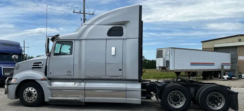 2020 Western Star 5700XE photo 8