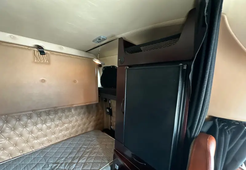 2020 Western Star 5700XE photo 35