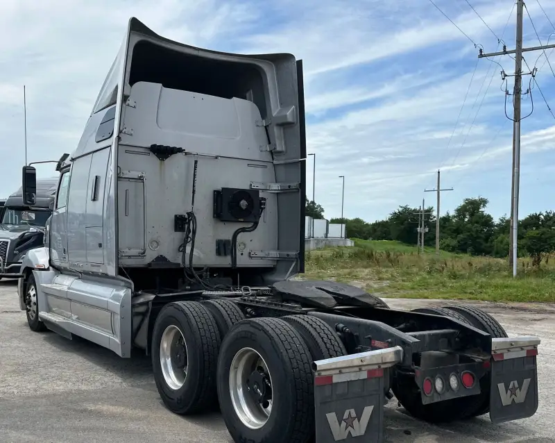 2020 Western Star 5700XE photo 7