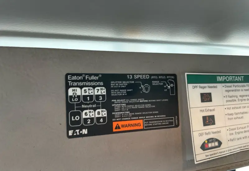 2016 Western Star 5700XE photo 26